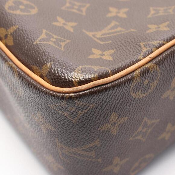 LOUIS VUITTON Brown Monogram Leather Shoulder Bag - Picture 10 of 11